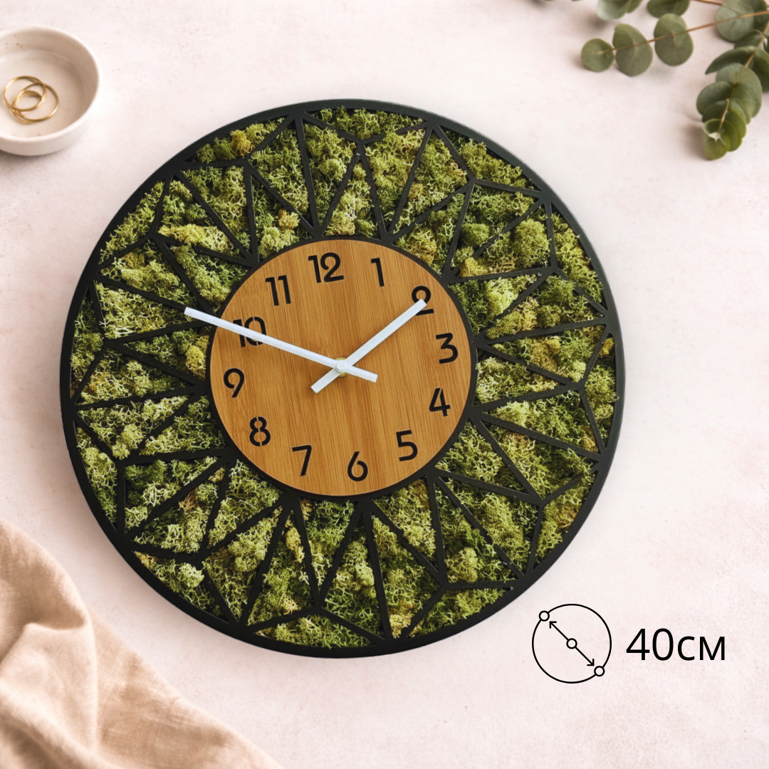 Round wall clock with green preserved moss, wood and black metal. Buy in WDSLO_shop